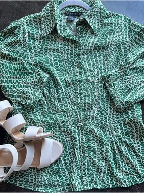 Green & White Button Down Blouse - Size Medium